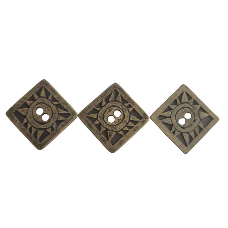 Metal - 2 and 4 hole — 183 Vintage Buttons